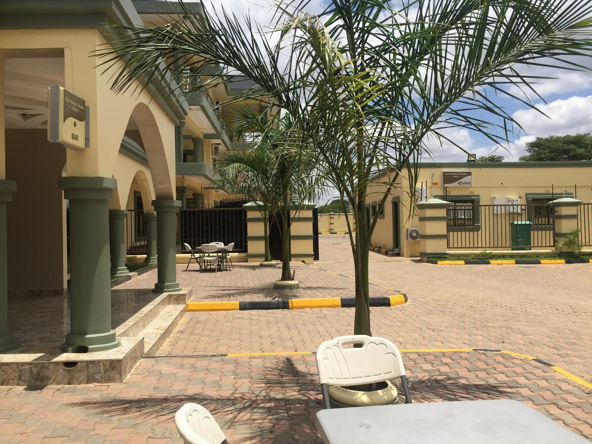 The Prince Charles Hotel Lusaka Zewnętrze zdjęcie